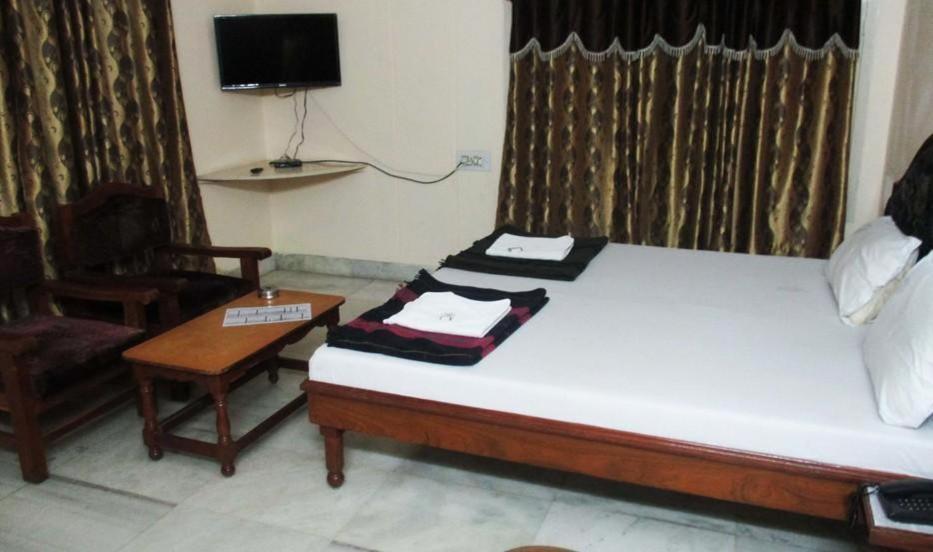 Hotel Geethanjali Residency Bhadrachalam Eksteriør billede