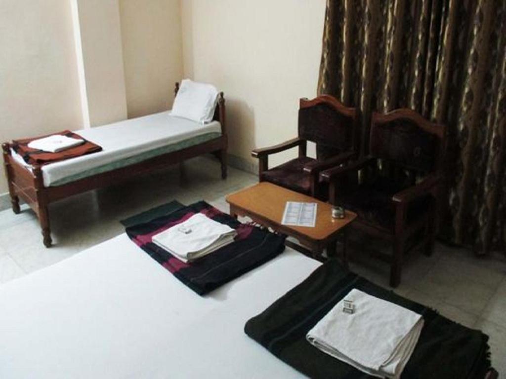 Hotel Geethanjali Residency Bhadrachalam Eksteriør billede
