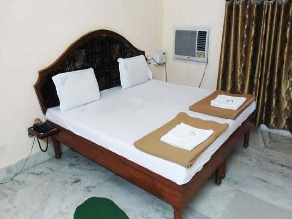 Hotel Geethanjali Residency Bhadrachalam Eksteriør billede